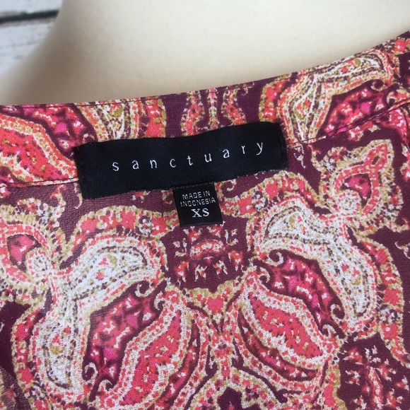 Sanctuary Border Print Shell Top - Picture 8 of 8